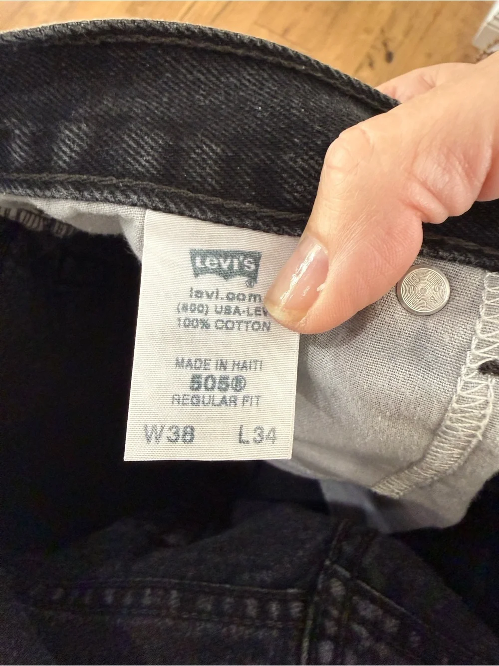 Levi Black 505 Regular Fit Jeans 38x34